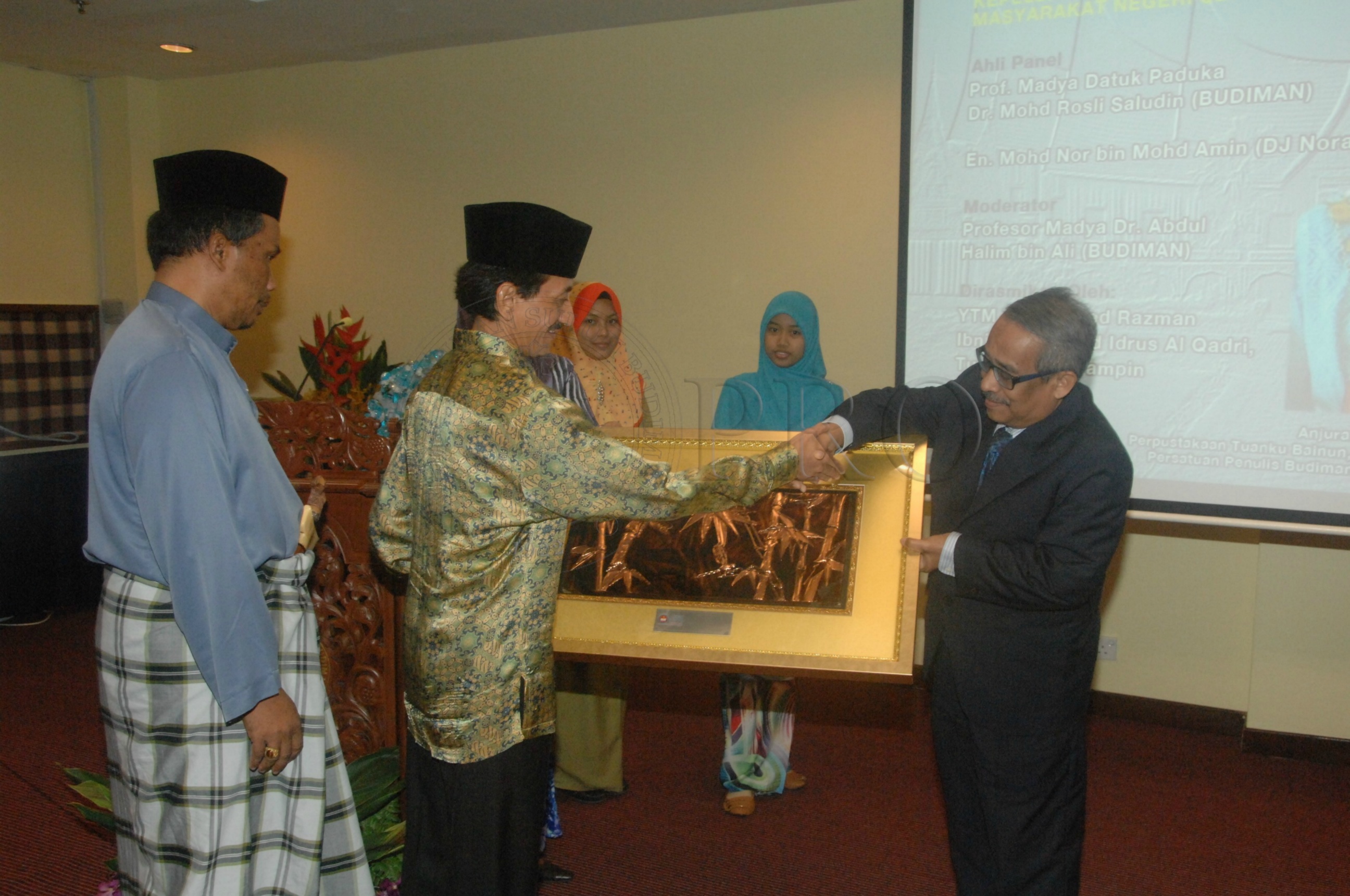 PRO 14 33 WACANA FBA 0280